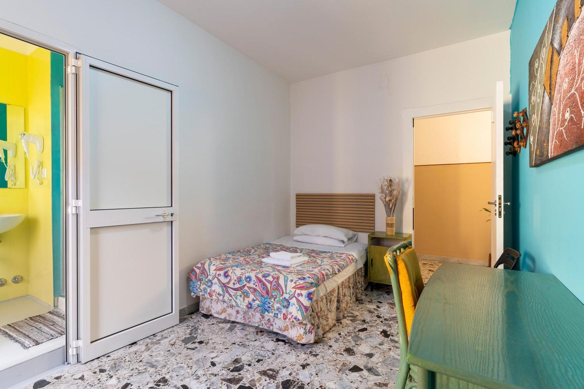 Casa Di Madre Antonia Hotel Brindisi Exterior photo